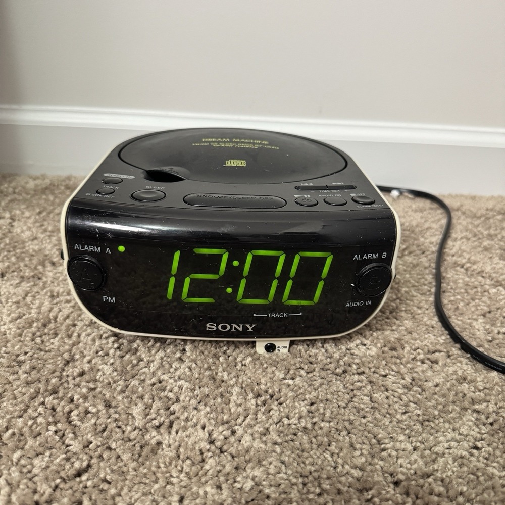 Sony Dream Machine ICF-CD814 FM AM CD Clock Radio Alarm Clock Black Silver Works